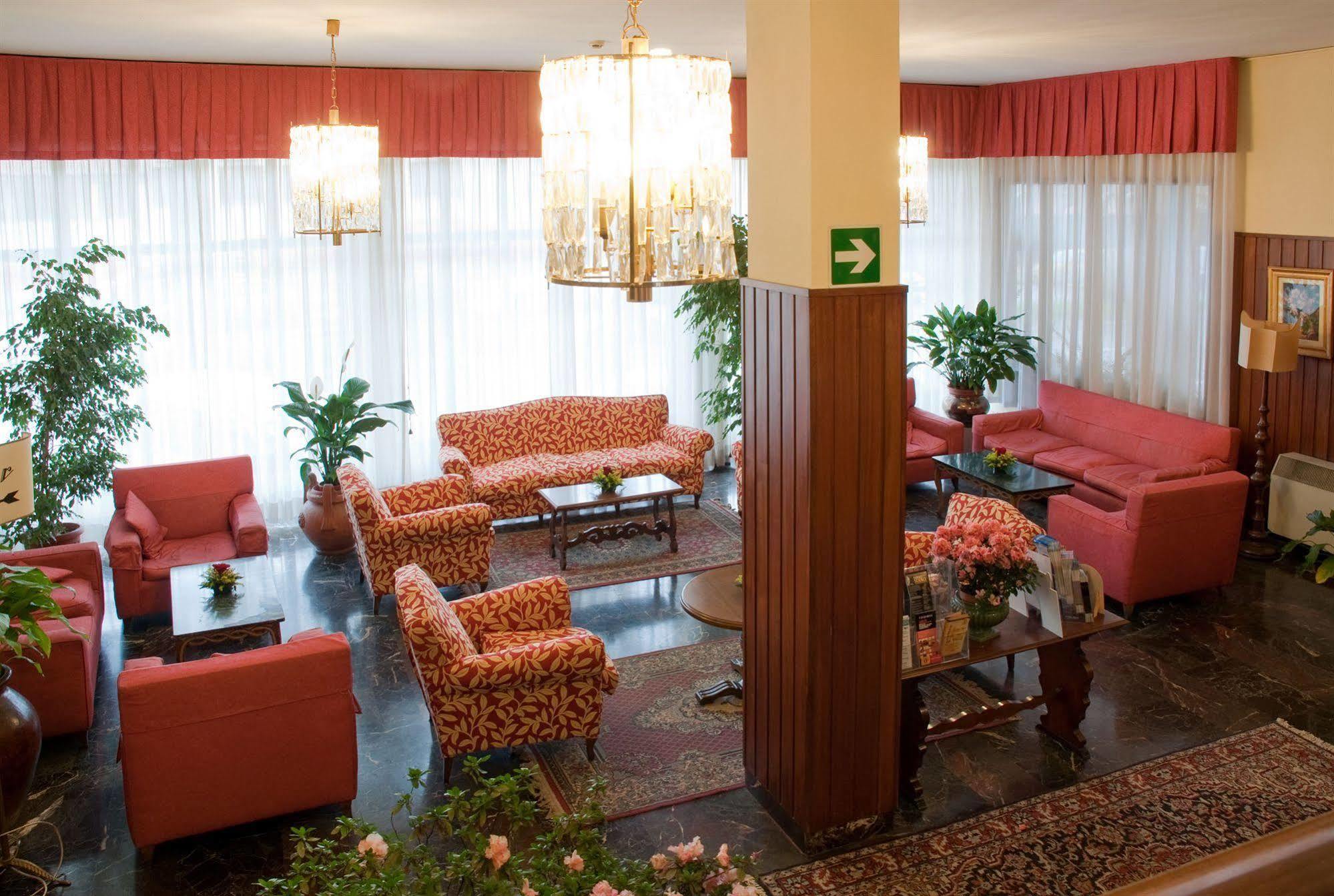 Hotel Columbus Florence Interior photo